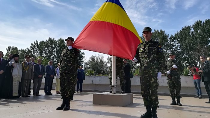 O gardă militară de onoare va defila la Satu Mare cu ocazia Zilei Drapelului Național