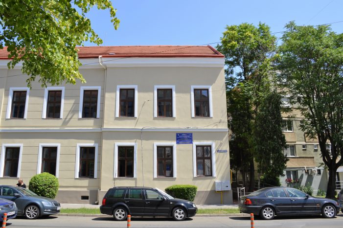 JOS PĂLĂRIA! Consiliul Județean, preocupat cu adevărat de școlarizarea copiilor cu nevoi speciale   (galerie foto)