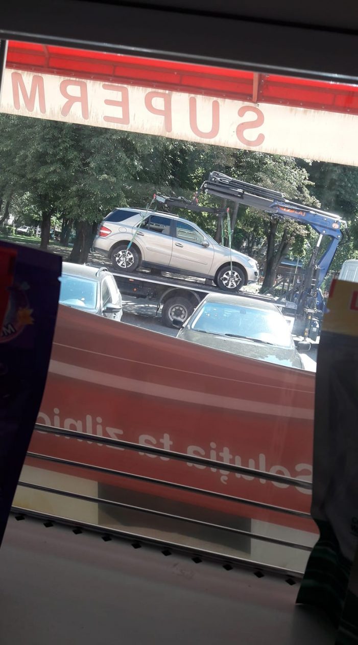 Fost comandant al Poliției județene, rămas fără mașina principală (foto)