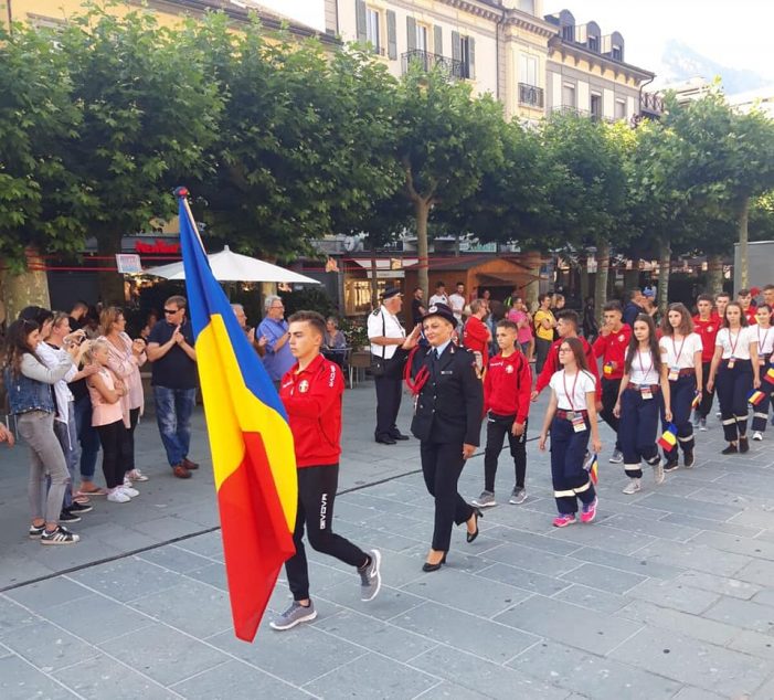 Fetele-pompier sătmărence concurează chiar ACUM, reprezentând România la faza europeană a competiției Prietenii pompierilor (fotogalerie)