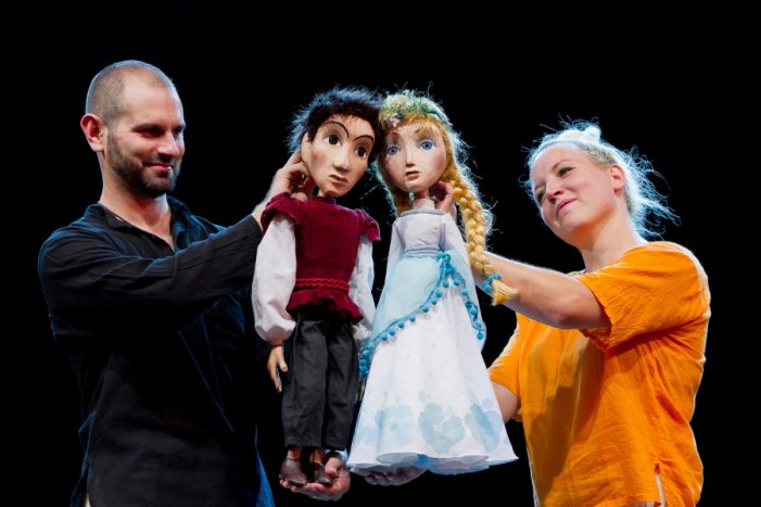 O lume doar pentru copii, cu teatre de păpuși și povești interactive, în cadrul Zilelor Culturale Maghiare