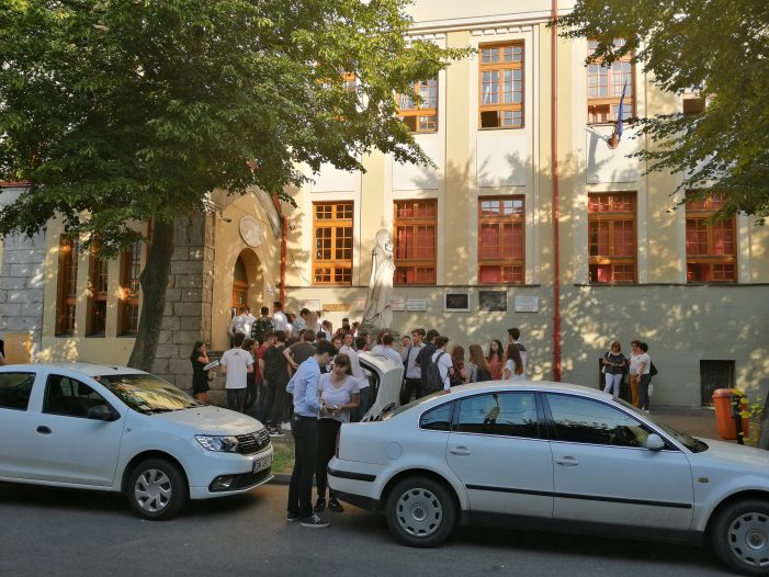 Elev sătmărean: ”Cine naiba a inventat și bacalaureatul ăsta?”. Există răspunsuri clare
