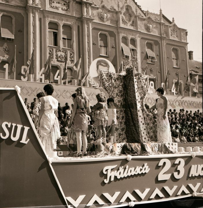 GALERIE FOTO. Cum se defila la Satu Mare de 23 august, fosta zi națională a României?