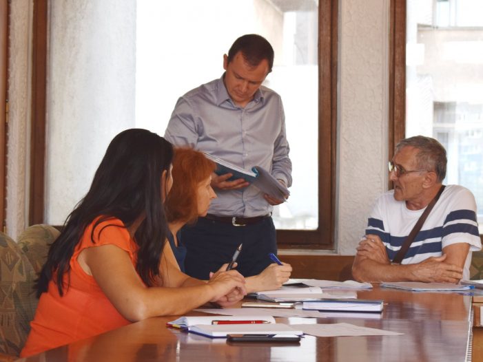 Probleme de fond funciar, ilegalități și reavoință birocratică – subiecte ale audiențelor ținute de prefectul Darius Filip (foto)