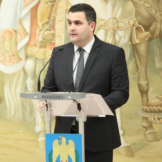 Ministrul Gabriel Leș: “Nu cred că putem continua așa, e nevoie de o resetare a jocului politic”