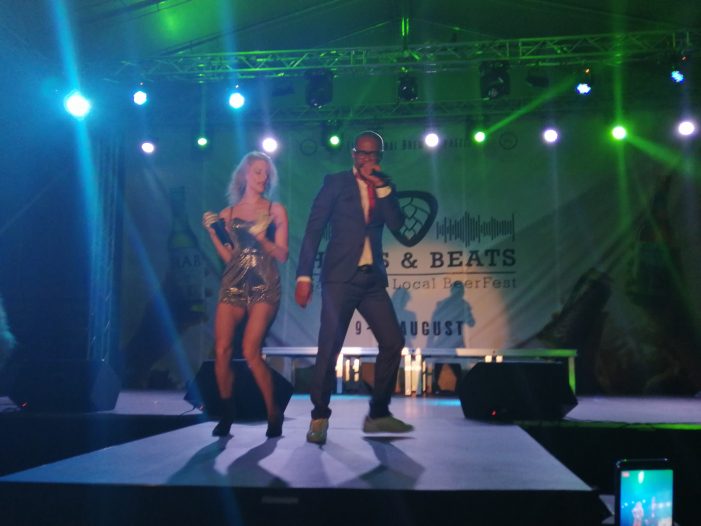 Mii de sătmăreni au avut aseară „Opt ore muncă, opt ore odihnă, opt ore distracție” și „Coco jumbo”. Final de senzație a Festivalului HOPS & BEATS (galerie foto-video)