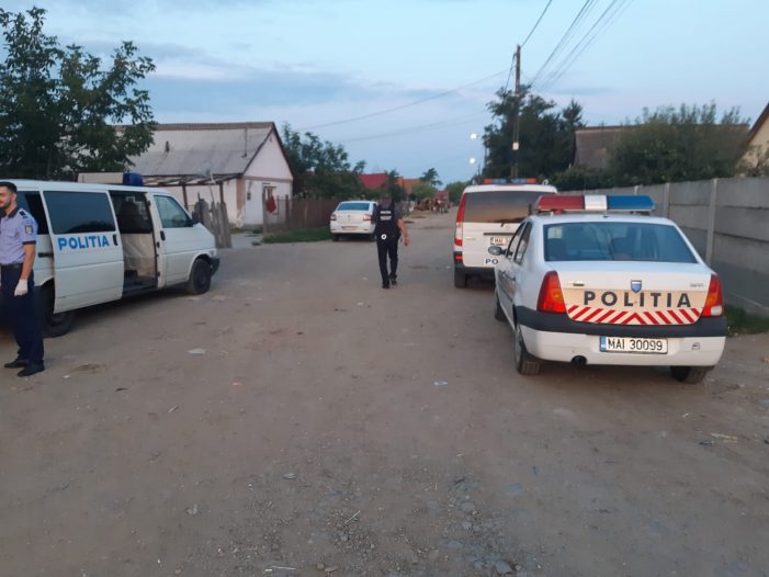 Trupe speciale și zeci de polițiști –  așa se menține „climatul de ordine publică” în câteva localități din județ (foto)