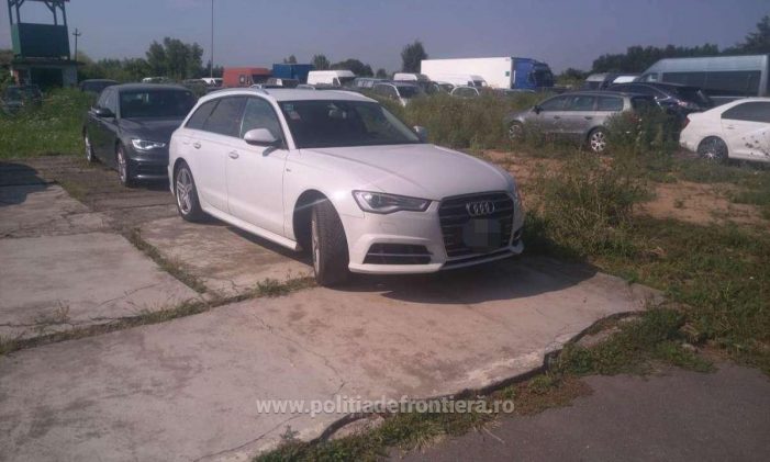 Autoturism de lux înhățat la frontieră (foto)
