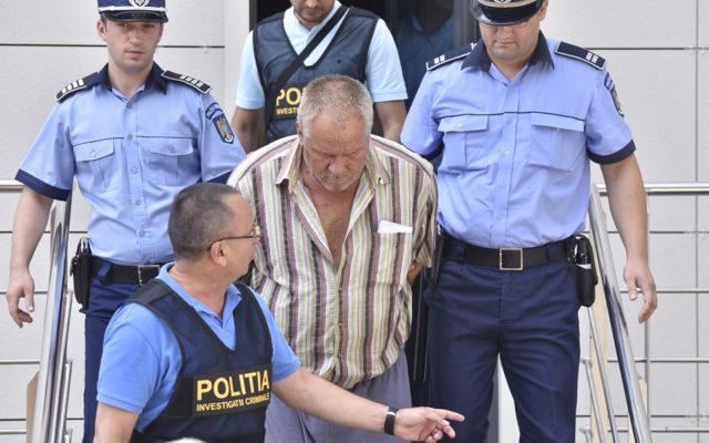 VIDEO. Mărturia unui polițist după cazul Caracal: „Cosmetizăm totul, ne prefacem că ne schimbăm, dar, de fapt, revenim la starea inițială.“
