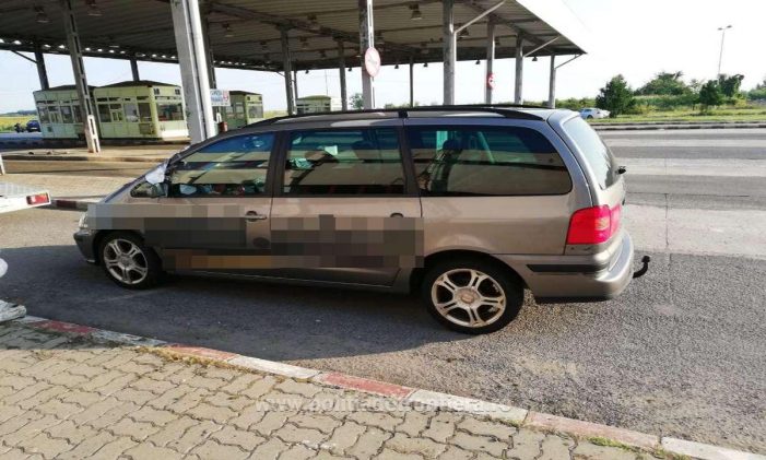 Sezon de făloșenie și vânătoare de mașini – faza pe frontieră