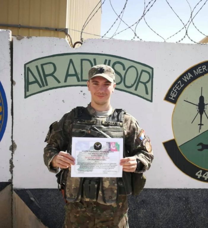 Militar sătmărean în Afghanistan, distins cu titlul „Războinicul lunii” de partenerii americani (galerie foto)
