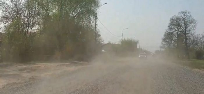 „Autostrada Codrului” – drumul batjocurii revoltătoare a Consiliului Județean Satu Mare. Iată cum pot fi sancționați vinovații (foto-video)