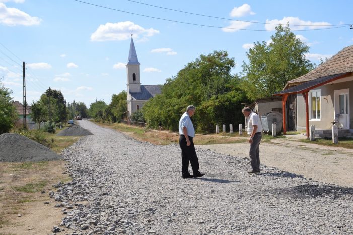 FOTO. Consiliul Județean ignoră total „autostrada Codrului”! În rest, doar cârpește și „evaluează” alte drumuri județene (foto)