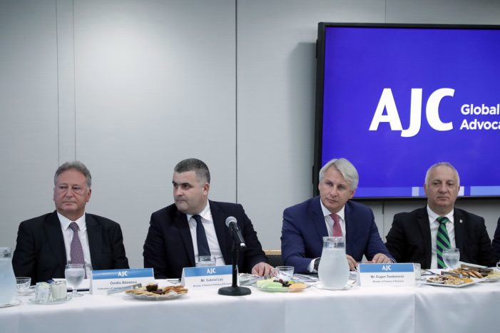 Ministrul Apărării, Gabriel Leș – în SUA, la întâlnirea cu influentul președinte al American Jewish Committee (galerie foto)