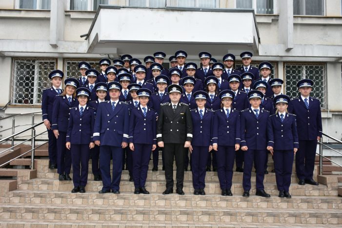 Polițiștii sătmăreni au primit întăriri serioase – 42 de agenți noi dintr-un foc