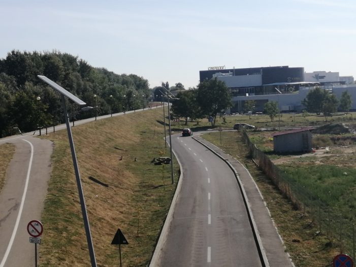 Iluminat public cu panouri fotovoltaice, în Satu Mare. Urmează extinderea proiectului spre periferii (foto)