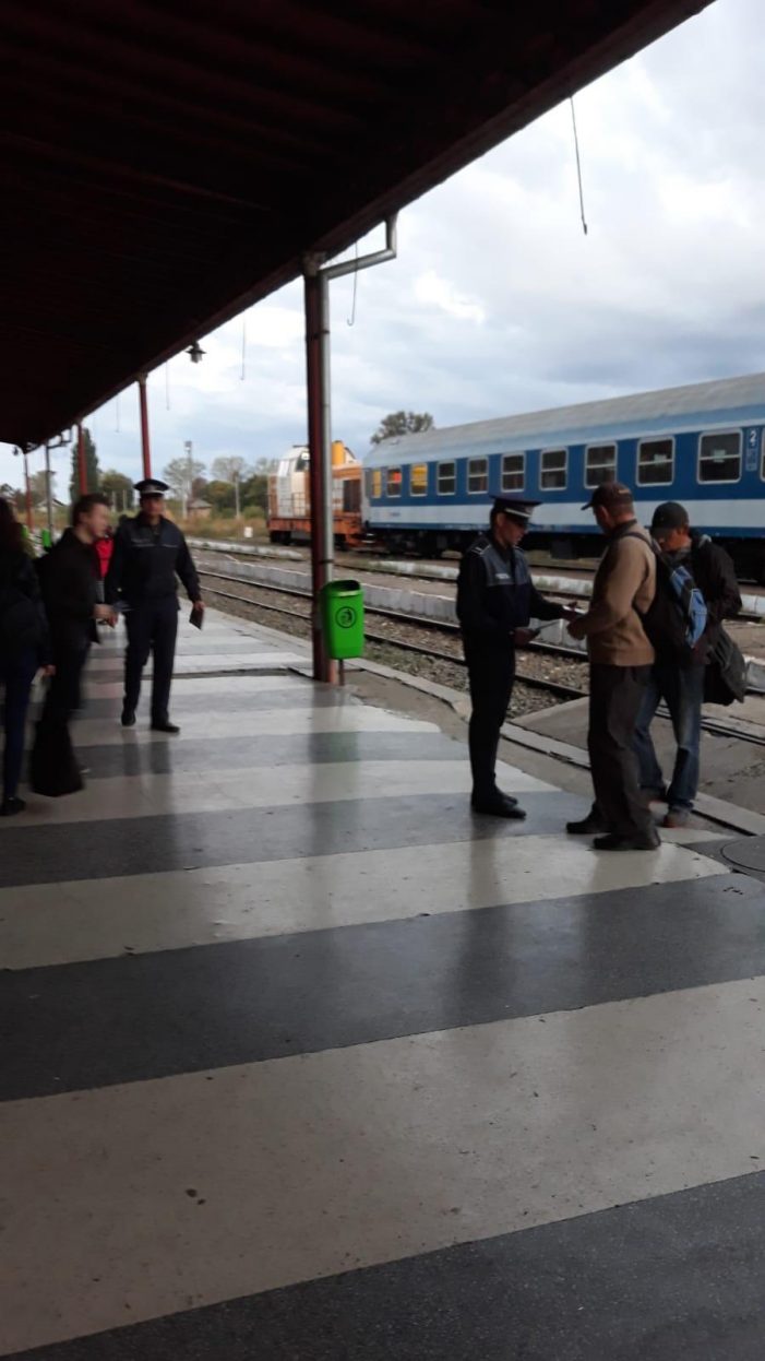 Razii polițienești în gările din județul Satu Mare (galerie foto)