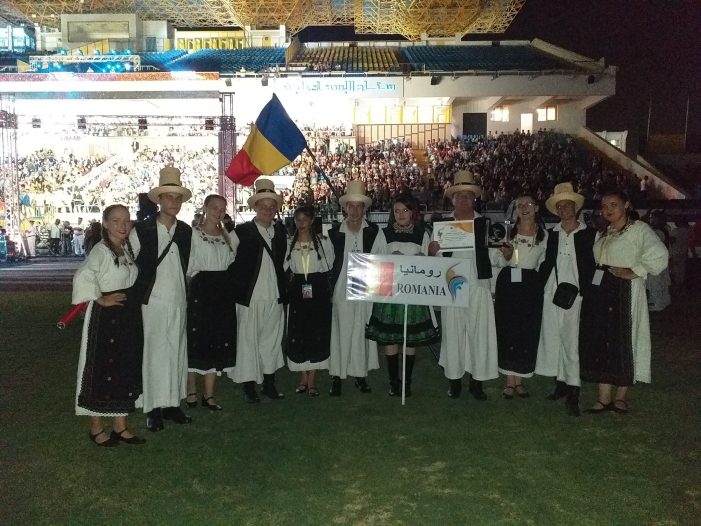 Ansamblul DORURI SĂTMĂRENE a impresionat 10.000 de egipteni cu dansuri din Oaș și Codru (foto)