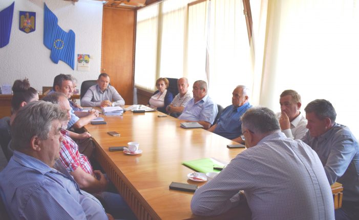 De 15 ani, producătorii de pălincă tot cer schimbarea modului de accizare a produsului lor (foto)