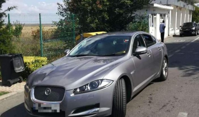 Cele mai multe mașini de lux furate se trafichează pe la Petea. Creștere cu 40% a numărului acestora (galerie foto)