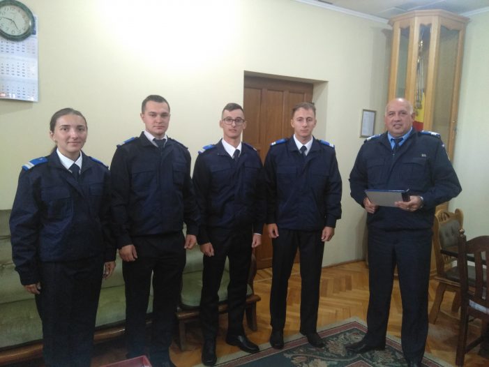 O femeie și trei bărbați – forțe proaspete la Jandarmeria Satu Mare (galerie foto)