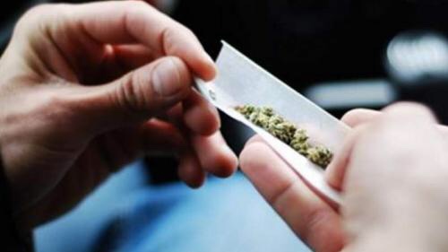Când “fumezi” ceva și crezi că nu te prinde nimeni