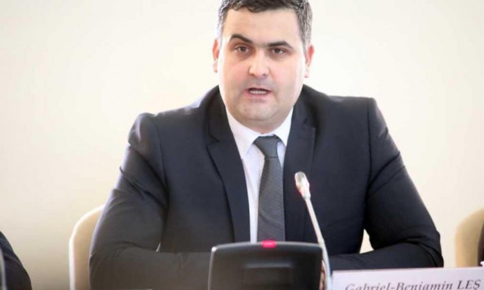 Gabriel Leș- inițiativă legislativă- pensii militare egale