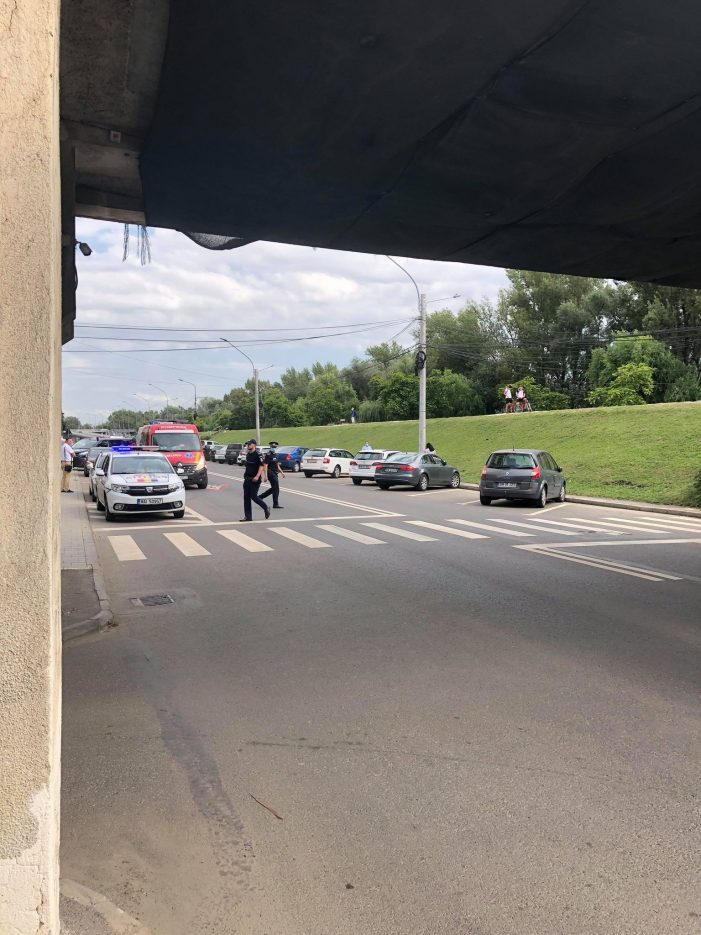 Tânăra ce a căzut de la etajul Palatului Adminsitrativ, a decedat la spital
