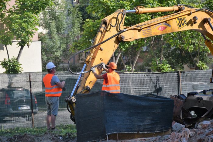 Centru social pe Ostrovului ! A început construcția ! (Foto)