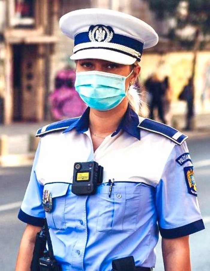 Polițiștii, dotați cu bodycam-uri: „Le veți vedea pe uniforme”