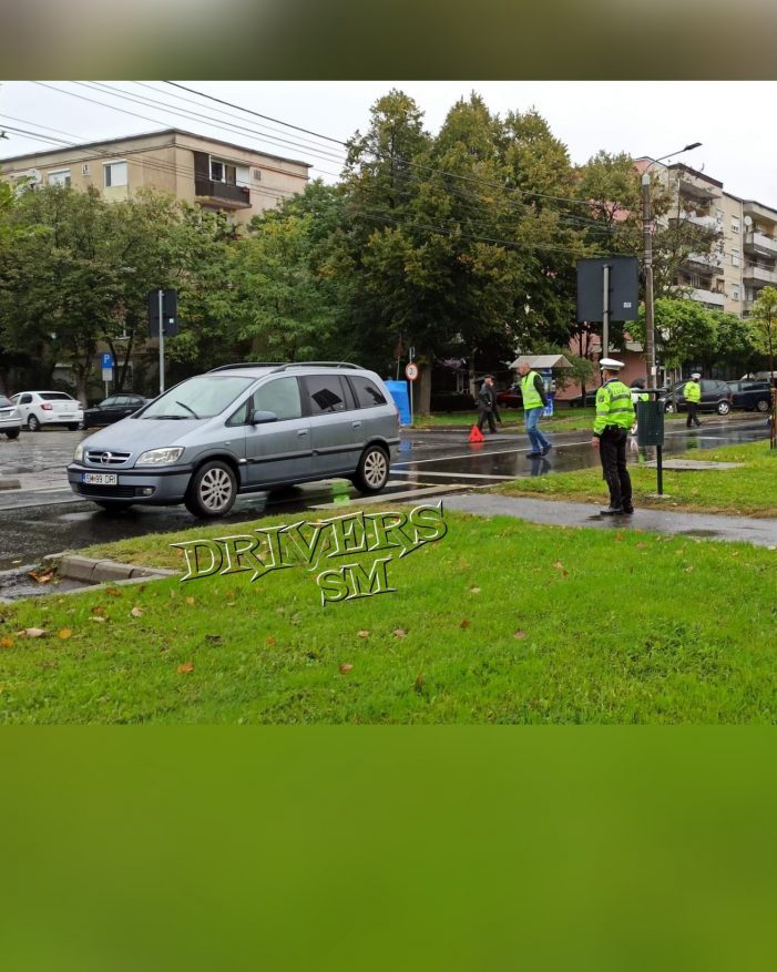 Accident pe Closca. Pieton lovit pe zebra (Foto)