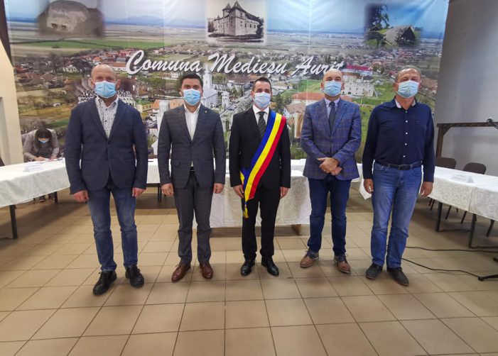 Primarul Marian Torok, investit în funcție (Foto)