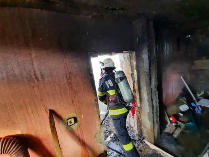 Casa prapadita de foc (Foto)