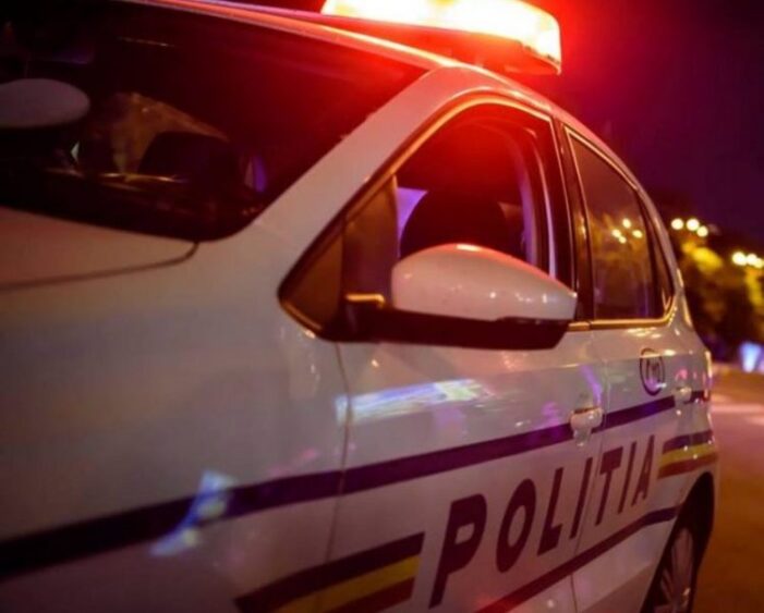Un polițist a furat mașina unui curier pentru a ajunge acasă