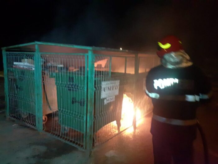 Tomberon in flacari. Focul a pornit de la o tigara
