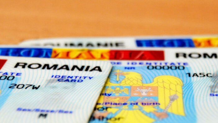 Eliberarea cartilor de identitate amanata din nou