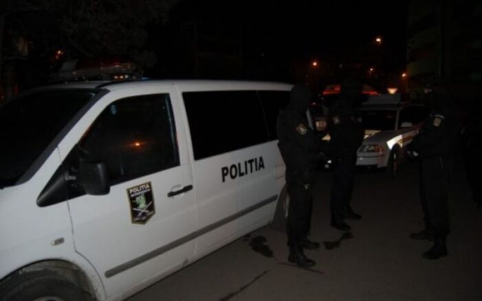 Ce leziuni au suferit polițiștii atacați de romii de la Petea ?