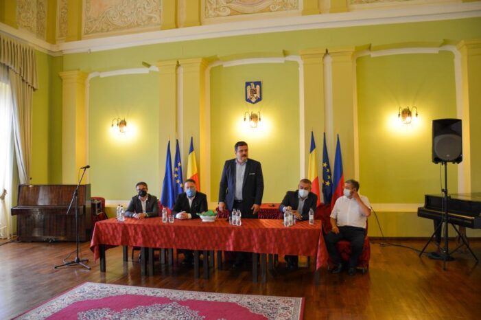 Sprijin pentru fermierii care au suferit pagube la inundatii