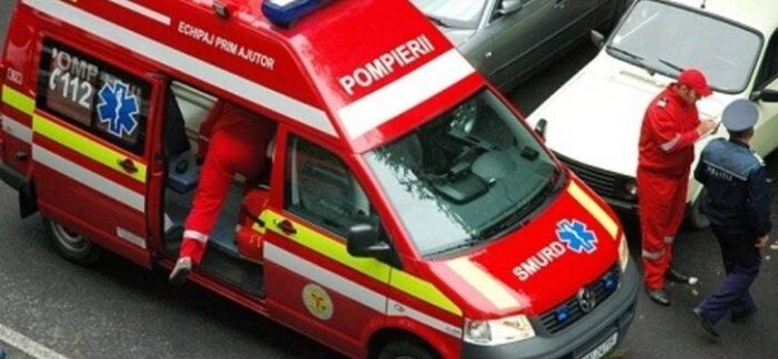 A cazut de la etajul III. Victima, la spital