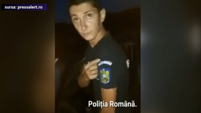 Fals polițist, prins după ce a fost filmat de un grup de tineri