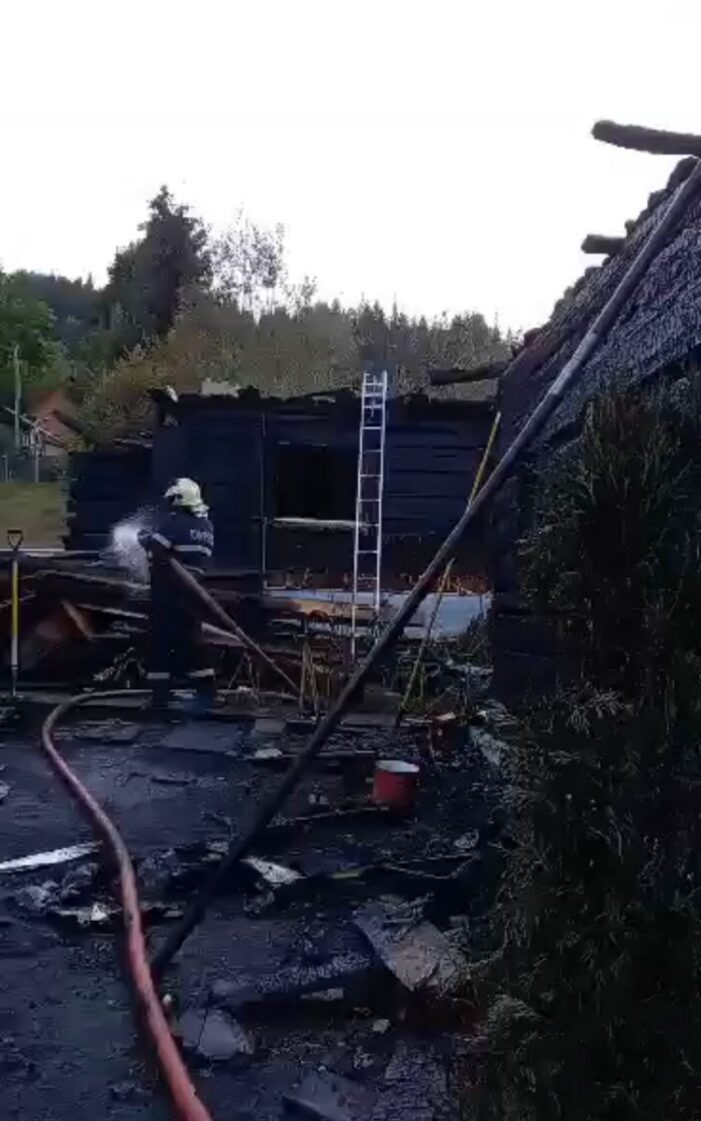 Prapad la Borsa. Cinci case mistuite de foc ! (Foto)