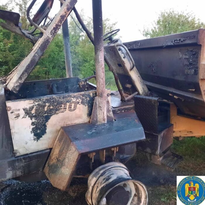 Incendiu in Tarsolt ! Au intervenit pompierii ! (Foto)