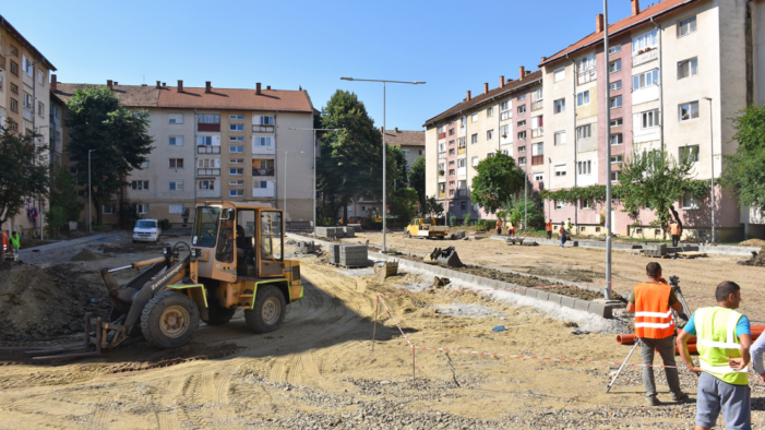 Se lucrează la modernizarea parcărilor din 4 cvartale (Foto)