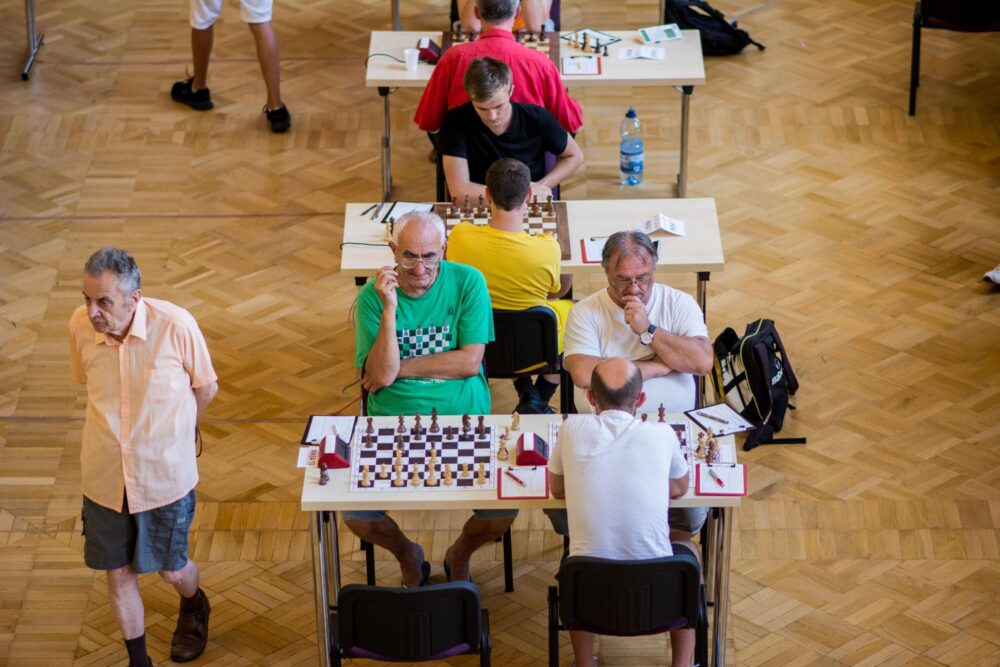 Șahiști din toate colțurile României vin la Festivalul de Șah Satu Mare