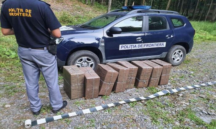 Aproape 4000 de pachete cu tigari, confiscate la granita cu Ucraina (Foto)