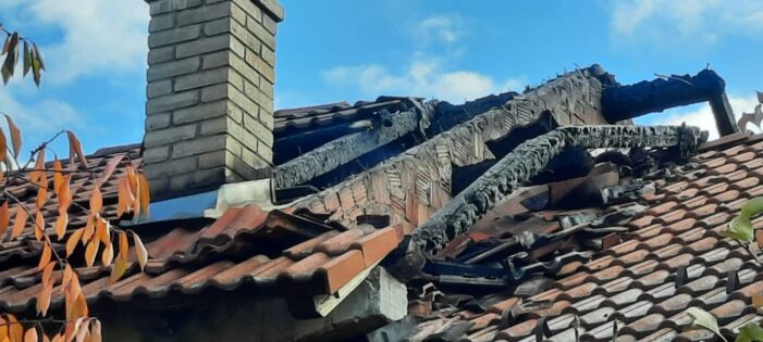 Incendiu puternic in Negresti-Oas (Foto)