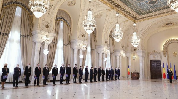 Miniștrii Guvernului Ciucă au depus jurământul