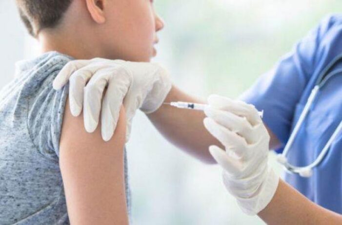 Cum se va desfășura vaccinarea copiilor în România și când începe