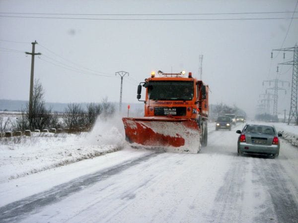 CJ Satu Mare: „La aceasta oră în județul Satu Mare nu există drumuri blocate din cauza ninsorii”