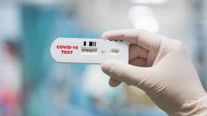 Covid: Începe testarea în şcoli